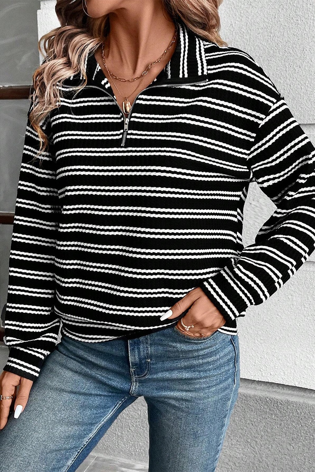 Black stripe zipper top
