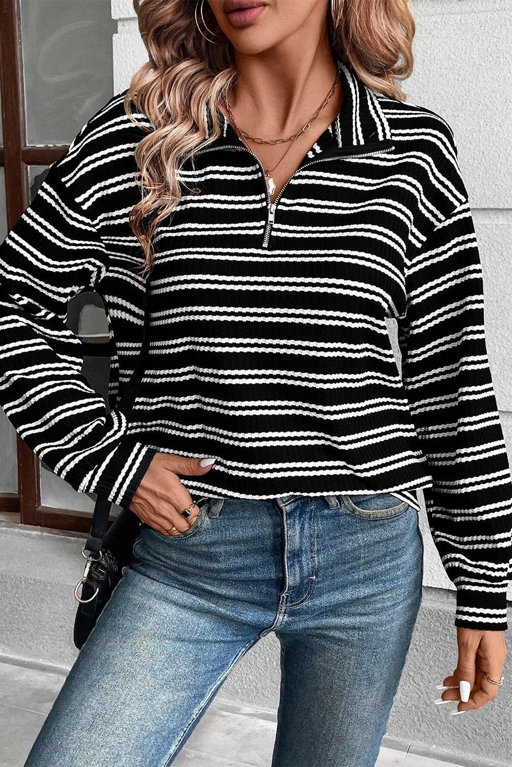 Black stripe zipper top