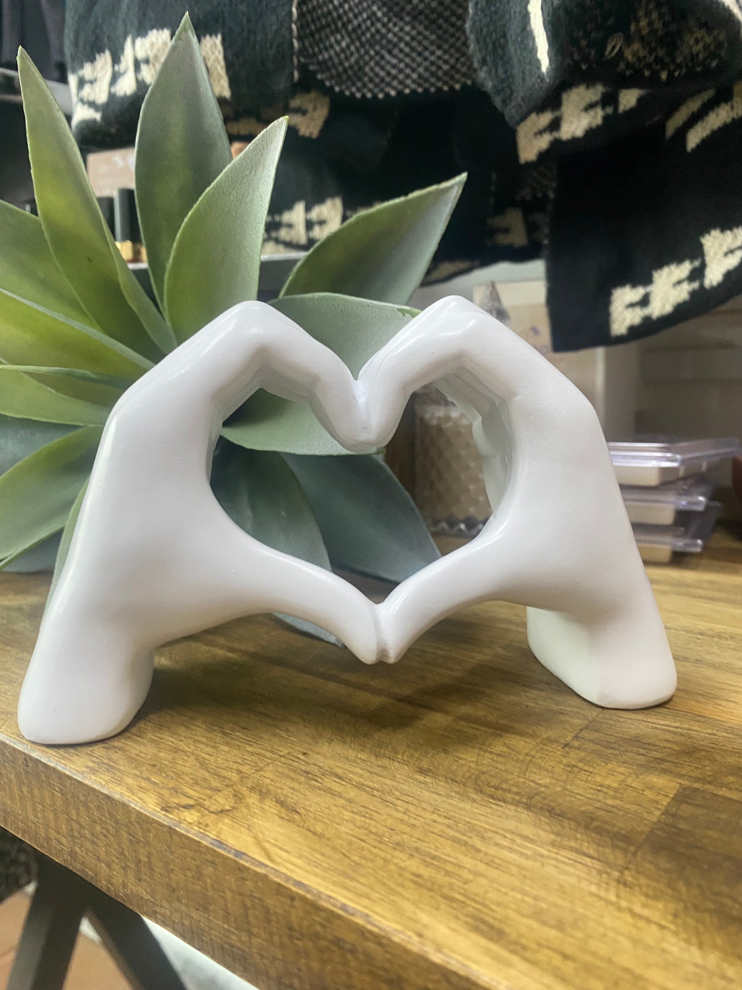 Gift ware and home decor
